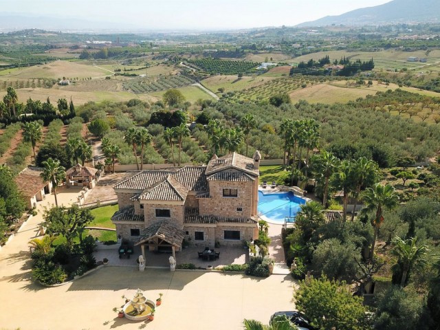 Huvila Alhaurín de la Torre - R4880209