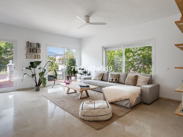 Reihenhaus La Quinta - R4880242