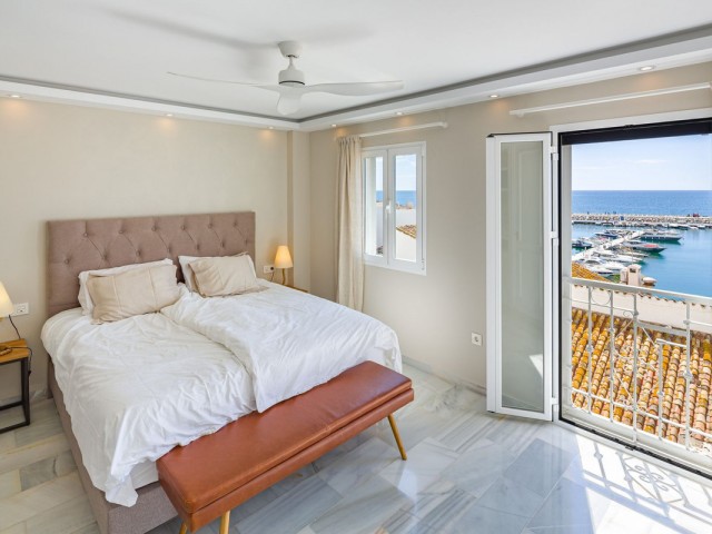 2 Bedrooms Apartment in Puerto Banús