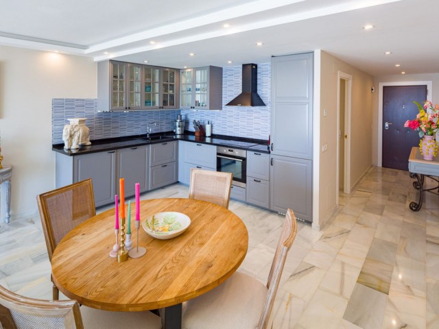 2 Bedrooms Apartment in Puerto Banús
