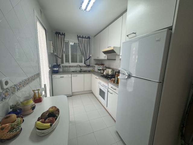Apartamento con 3 Dormitorios  en Las Chapas