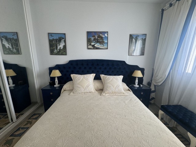 Apartamento con 3 Dormitorios  en Las Chapas