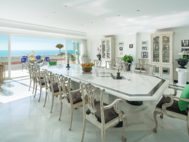 Penthouse i Puerto Banús