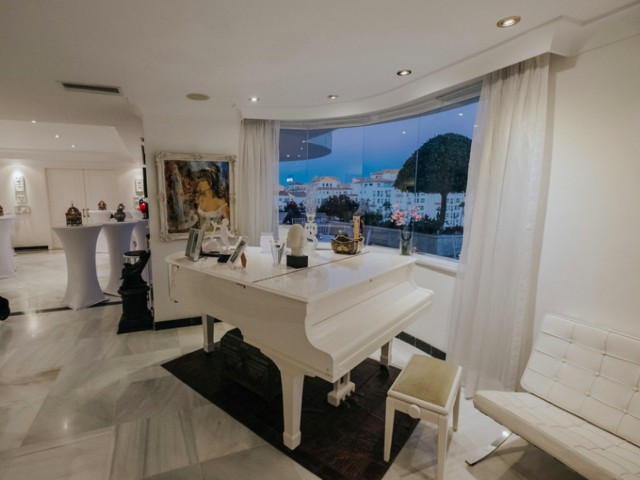 Penthouse i Puerto Banús