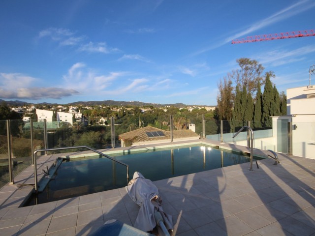 Villa avec 3 Chambres  à Elviria