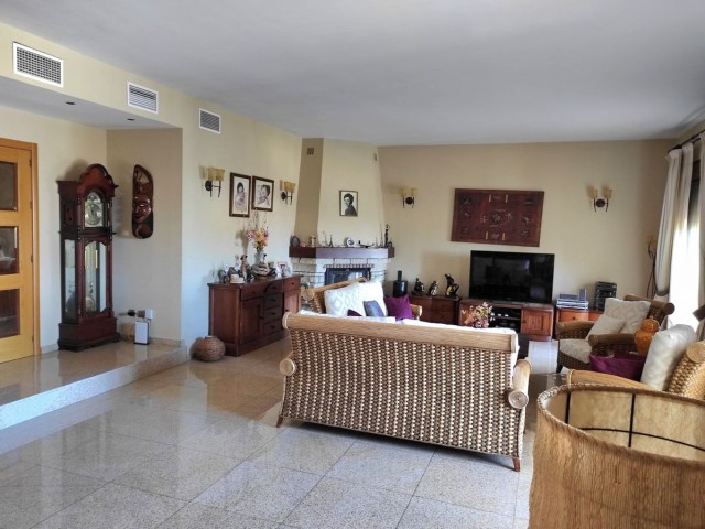 Villa, Sierrezuela, R4889188