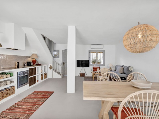2 Bedrooms Townhouse in Marbella