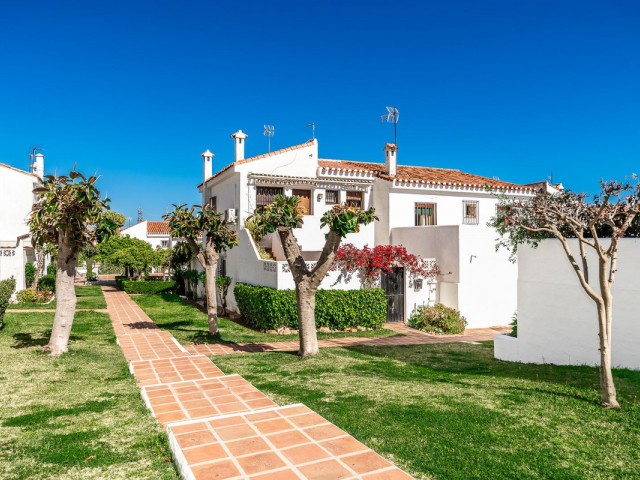 2 Bedrooms Townhouse in Marbella