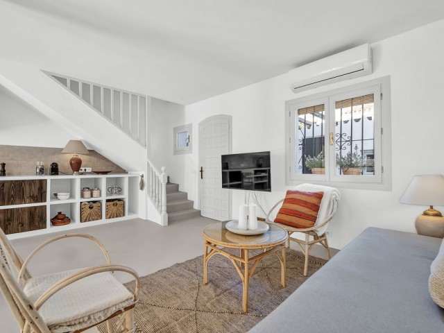 2 Bedrooms Townhouse in Marbella