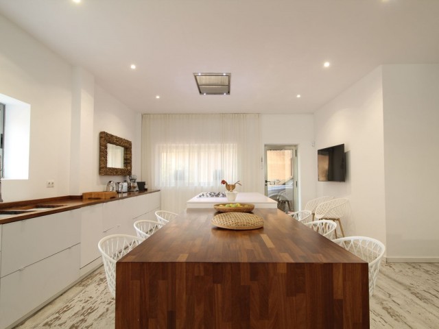 4 Bedrooms Villa in Atalaya