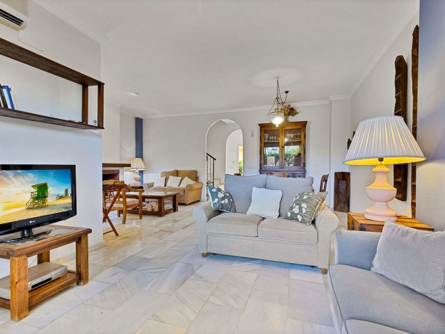 3 Slaapkamer Rijtjeshuis in San Pedro de Alcántara