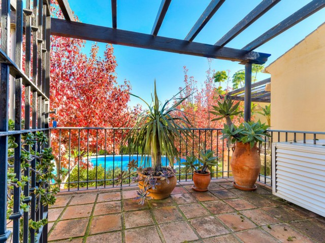 3 Slaapkamer Rijtjeshuis in San Pedro de Alcántara