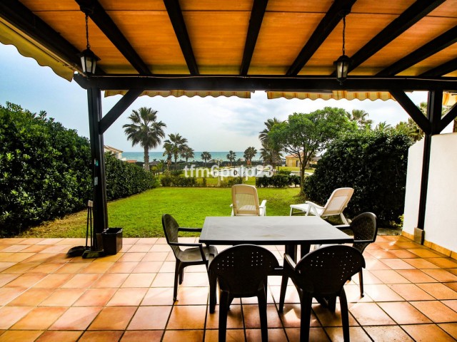 5 Bedrooms Townhouse in La Duquesa
