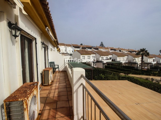 5 Bedrooms Townhouse in La Duquesa