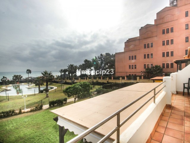 5 Bedrooms Townhouse in La Duquesa