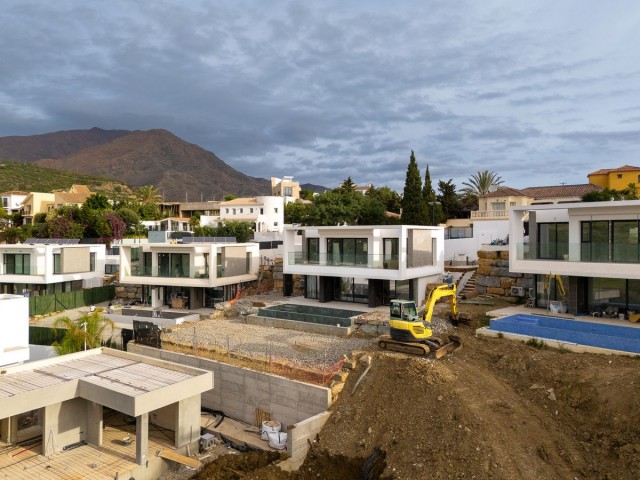 Villa avec 4 Chambres  à Valle Romano