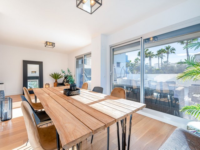Apartamento con 3 Dormitorios  en El Faro