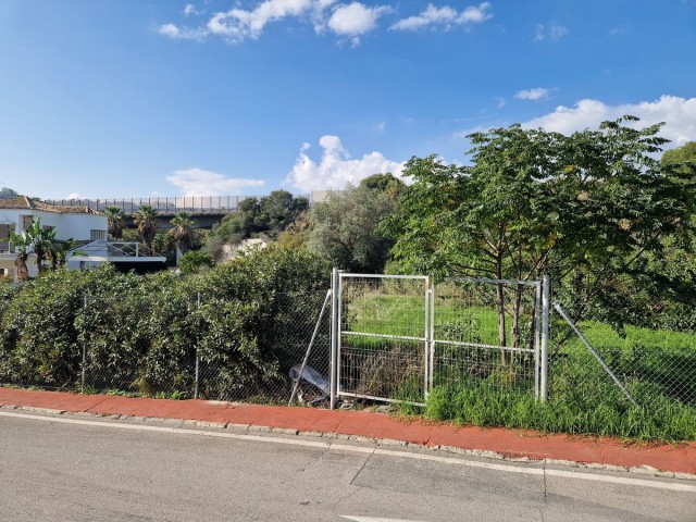  Plot in Nueva Andalucía