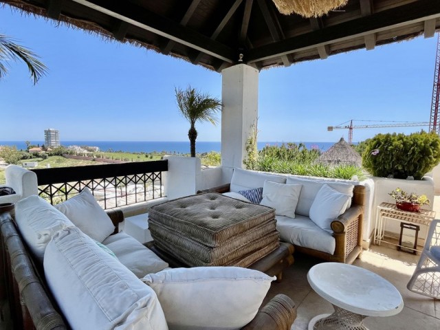 Ático con 2 Dormitorios  en Río Real