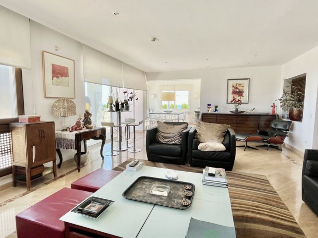 Ático con 2 Dormitorios  en Río Real