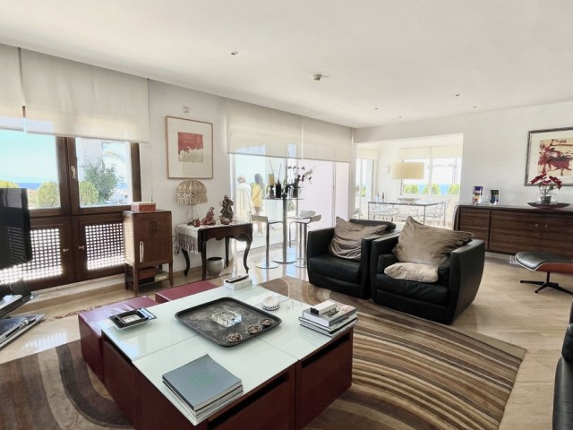 Ático con 2 Dormitorios  en Río Real