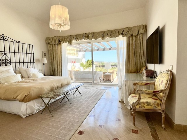 Ático con 2 Dormitorios  en Río Real