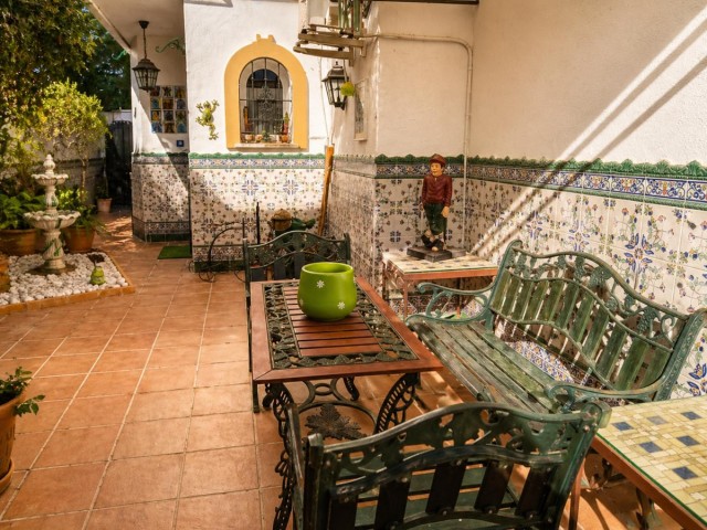 Rijtjeshuis, Las Lagunas, R4896007
