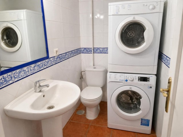 Maison mitoyenne avec 4 Chambres  à Las Lagunas