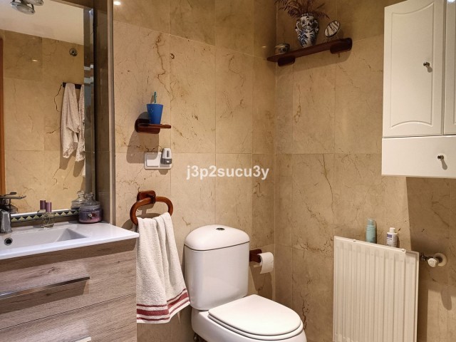 Appartement avec 3 Chambres  à Guadalmina Alta