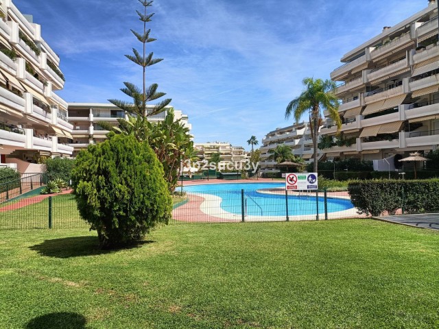 Appartement avec 3 Chambres  à Guadalmina Alta