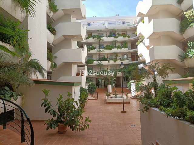 Appartement avec 3 Chambres  à Guadalmina Alta