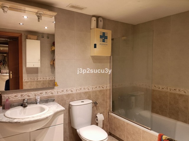 Appartement avec 3 Chambres  à Guadalmina Alta