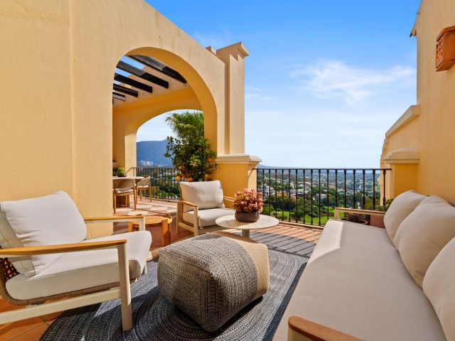 Kattohuoneisto Benahavís