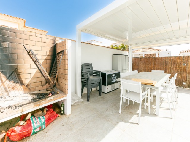 Villa con 4 Dormitorios  en Fuengirola