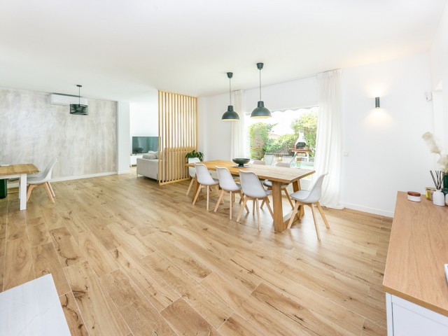 Villa con 4 Dormitorios  en Fuengirola