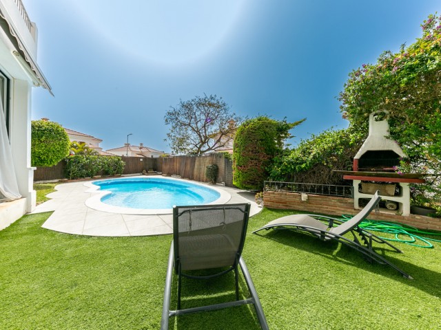 4 Bedrooms Villa in Fuengirola