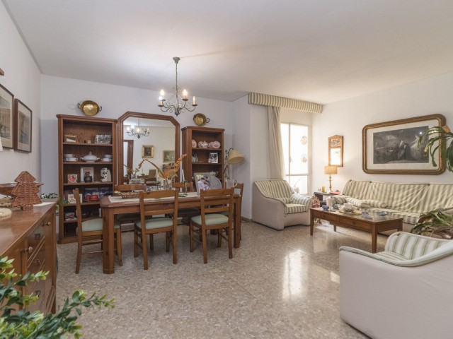 5 Bedrooms Apartment in Málaga