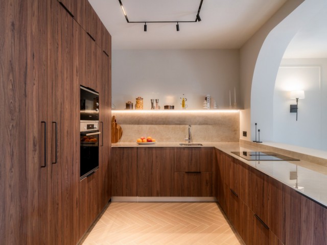 4 Bedrooms Townhouse in Nueva Andalucía