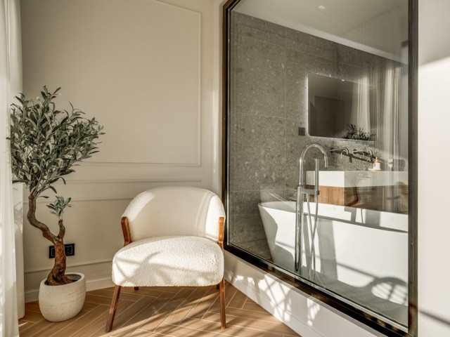 4 Bedrooms Townhouse in Nueva Andalucía