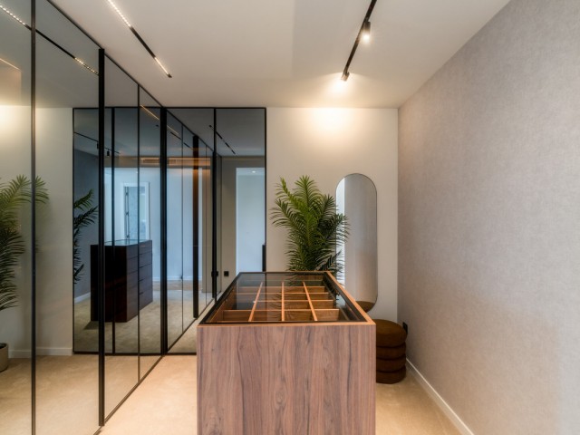 4 Bedrooms Townhouse in Nueva Andalucía