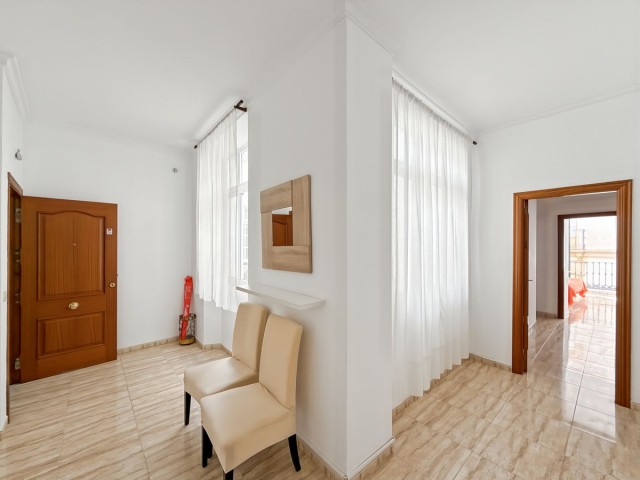 4 Schlafzimmer Apartment in Centro Histórico