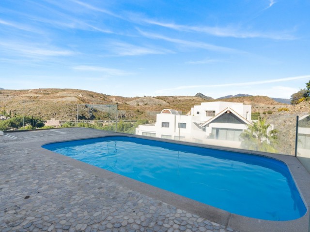 3 Makuuhuoneen Huoneisto Los Flamingos