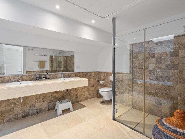 3 Makuuhuoneen Huoneisto Los Flamingos