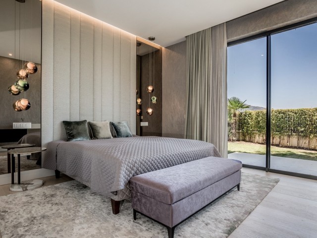 5 Bedrooms Villa in The Golden Mile