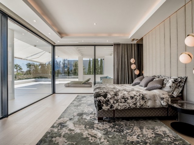 5 Bedrooms Villa in The Golden Mile