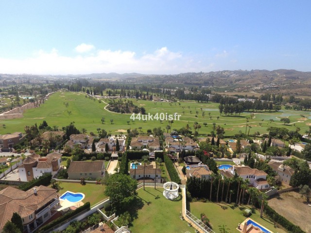 8 Makuuhuoneen Huvila Mijas Golf