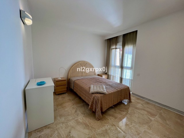 Commercial avec 15 Chambres  à Las Lagunas