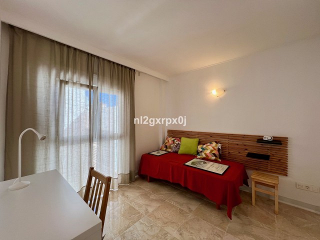 Commercial avec 15 Chambres  à Las Lagunas