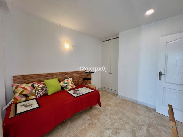 Commercial avec 15 Chambres  à Las Lagunas