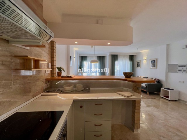 Commercial avec 15 Chambres  à Las Lagunas